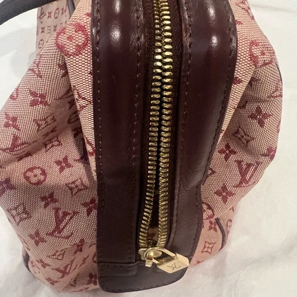 Louis Vuitton Pink Denim with Burgundy Travel Bag with Iconic Monogram - Picture 5 of 9